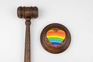 Read more about the article Derechos LGBTQ+ para inmigrantes en California